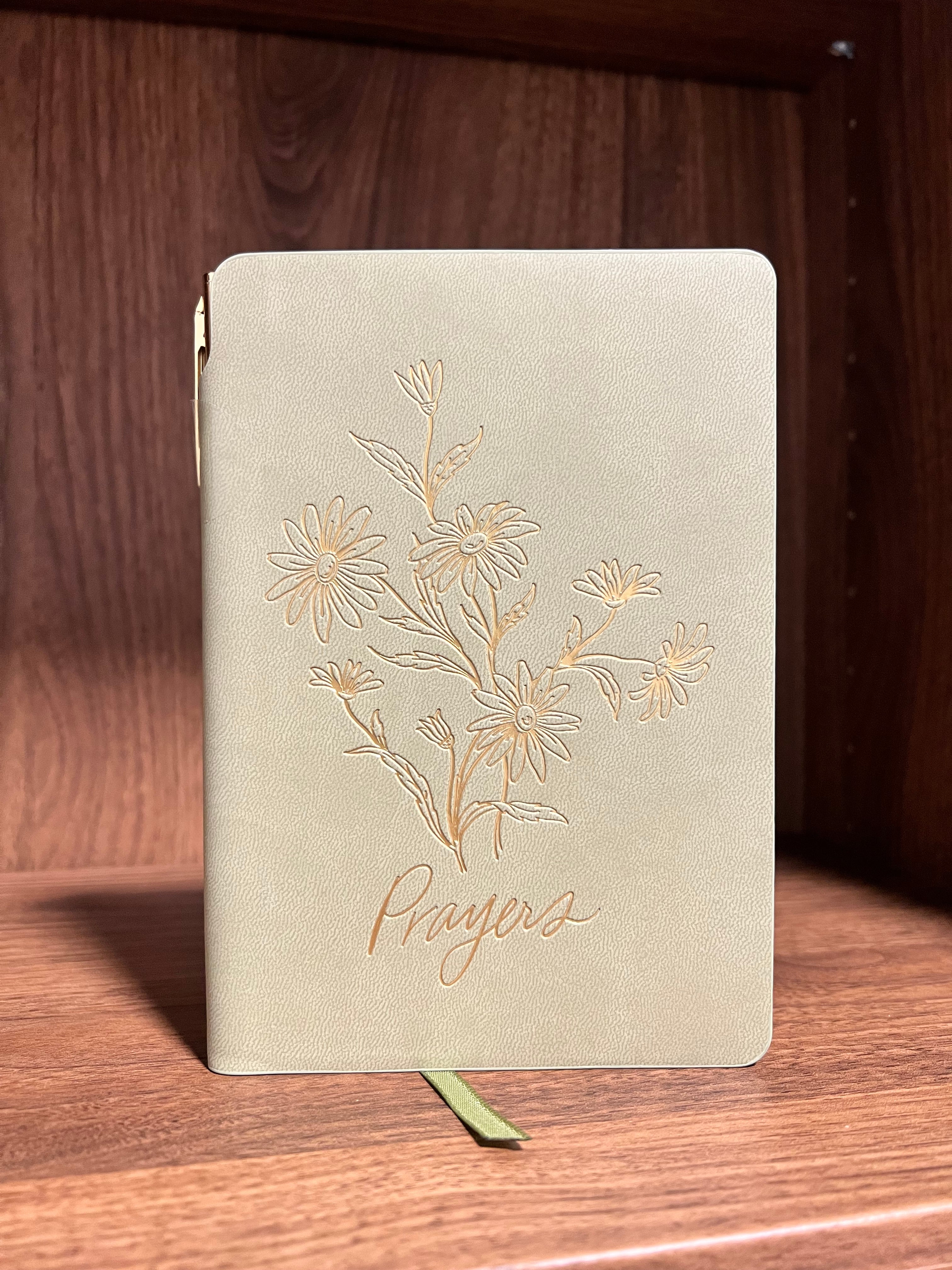 Libreta de Cuero Verde Oliva "Prayers" con Bolígrafo