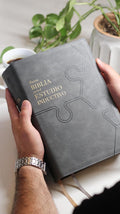 Nueva Biblia (NBLA) para el Estudio Inductivo, LeatherSoft™ Gris