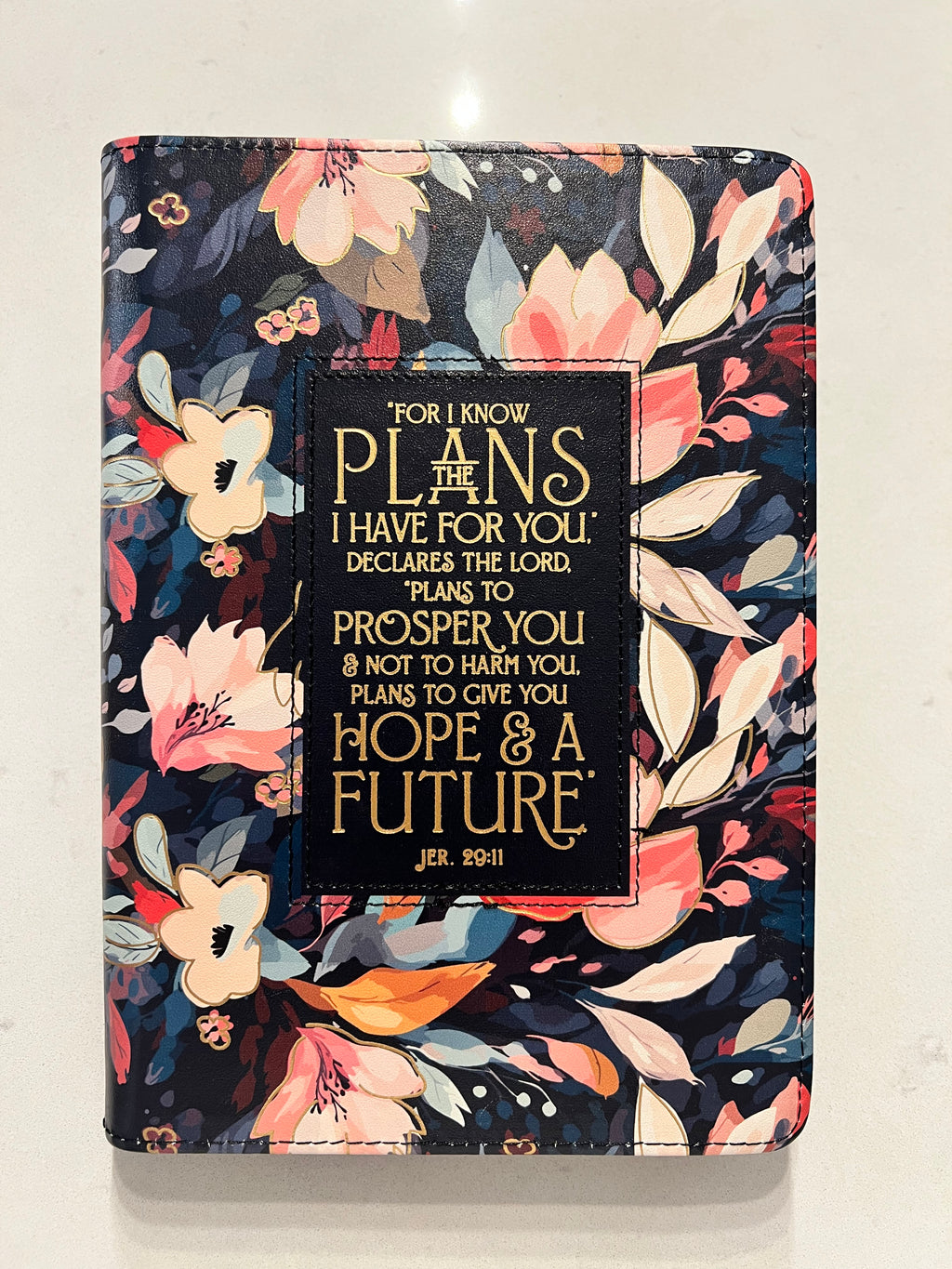 Libreta Cuero Floral con Cremallera “Jeremiah 29:11”