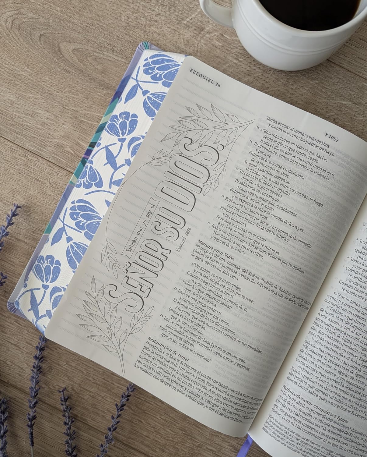 Biblia Inspira (NTV) con Filament, SentiPiel™ Ramo Azul