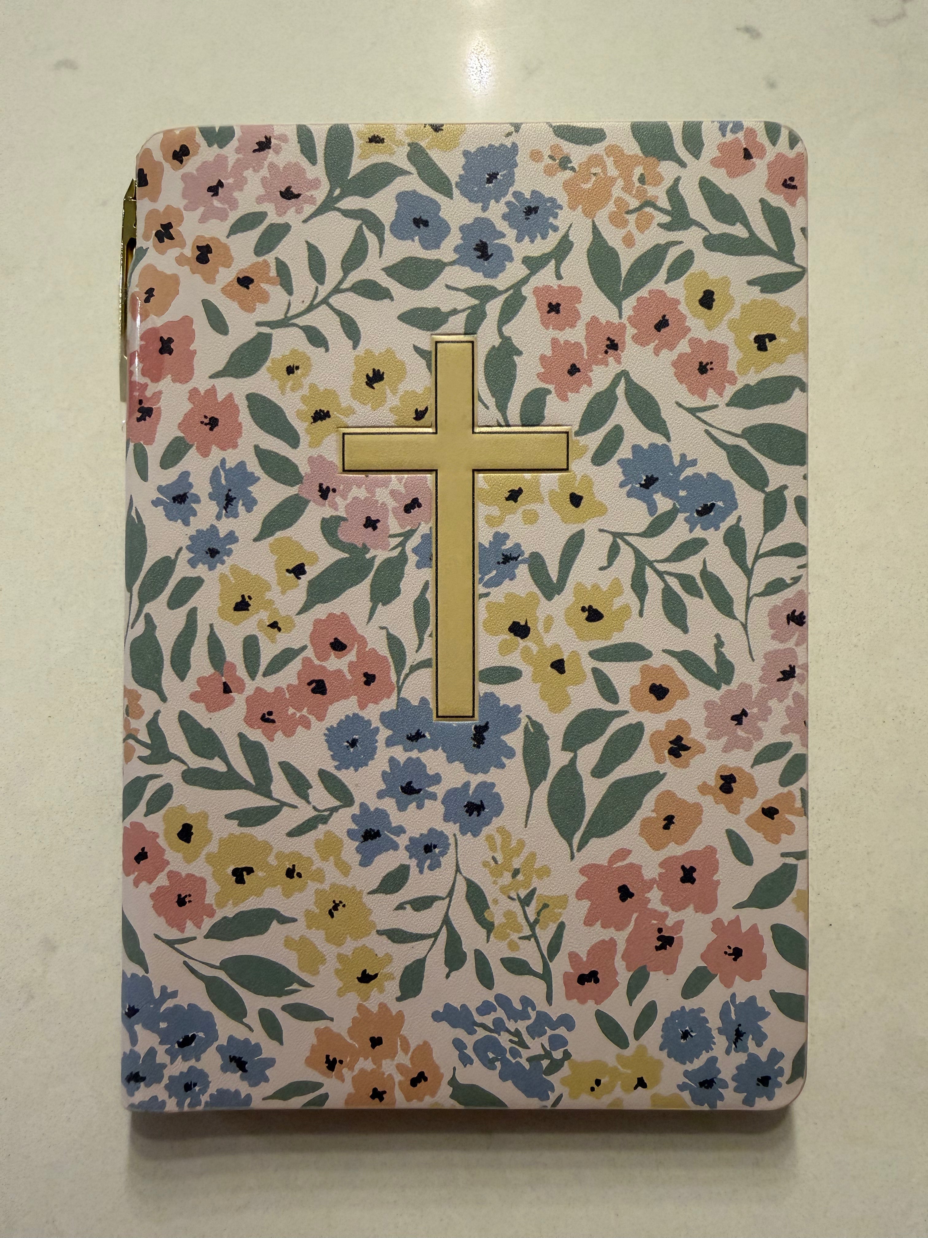 Libreta de Cuero Floral "Cruz" con Bolígrafo
